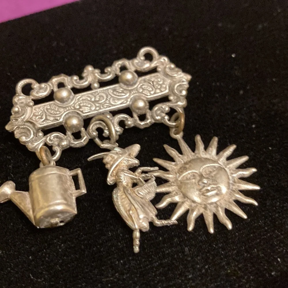 Pewter tone garden themed pin